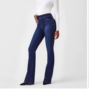 Spanx bootcut Jeans pull on flare size large brand New . Midnight Blue